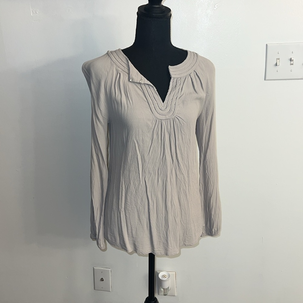 Boden, Gorgeous Long Sleeve Blouse, V-Neck w/Optional Closure, sz 2